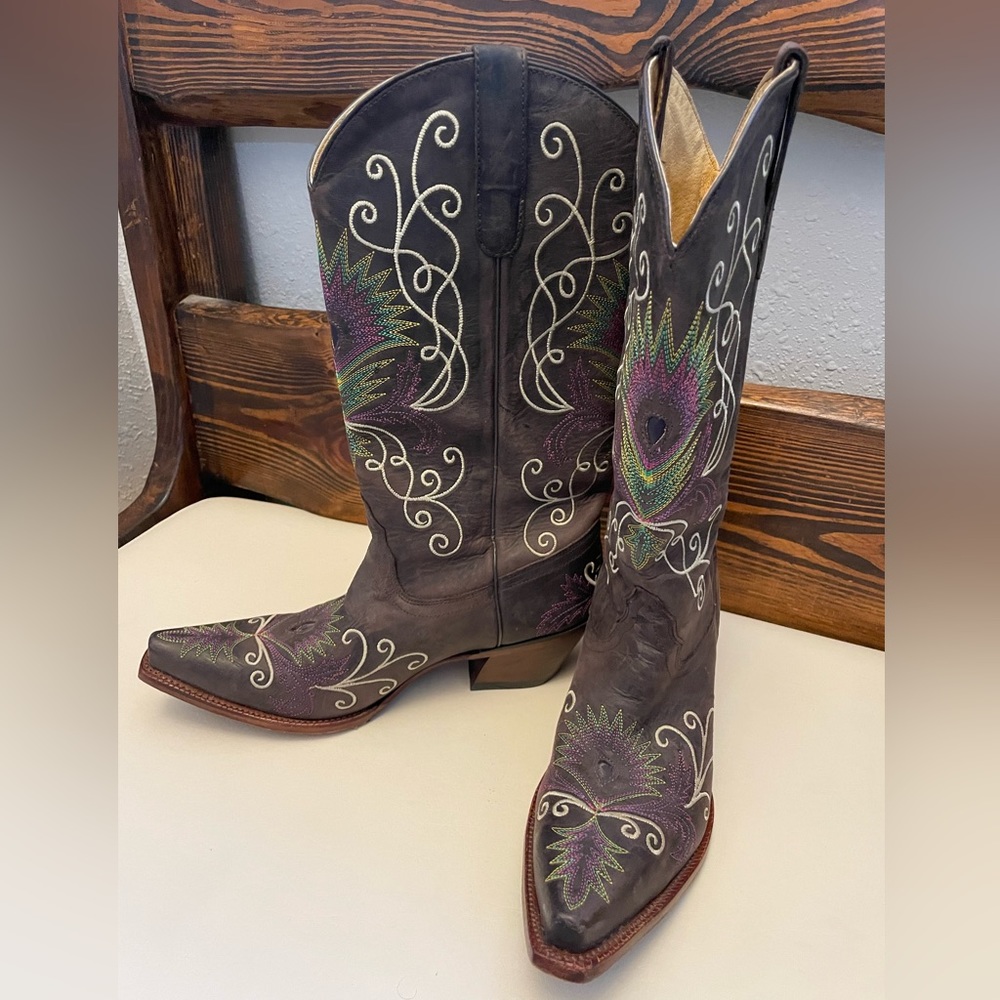 Fabulous Tony Lama Peacock Feather Cowgirl Boots